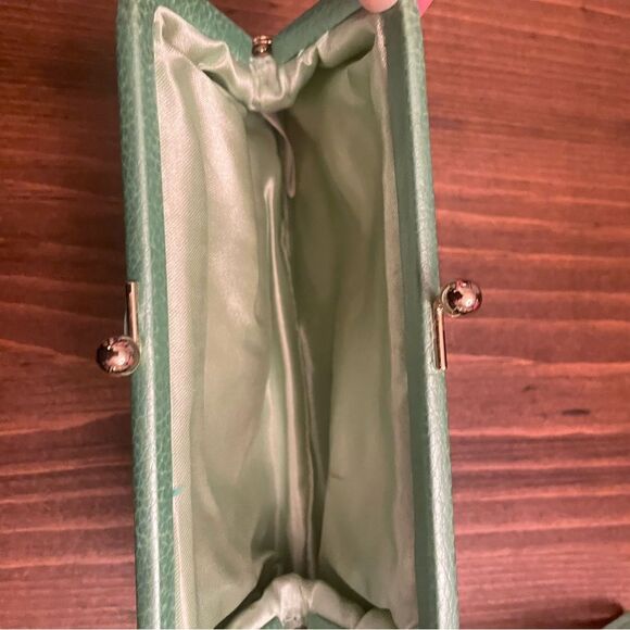 Vintage formal beaded clutch wristlet - Picture 3 of 4